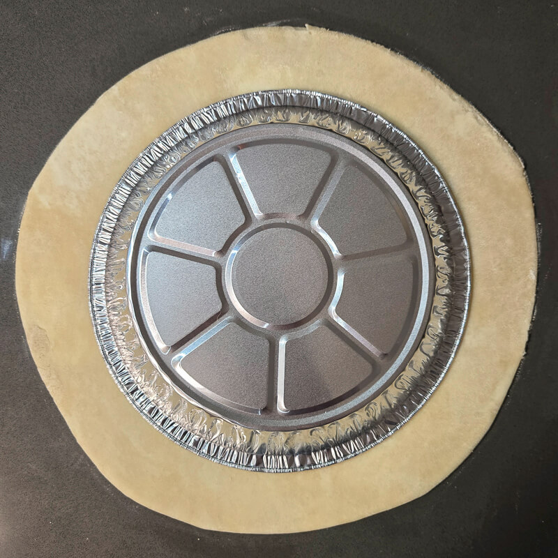 how big to roll out pie dough for a pie crust
