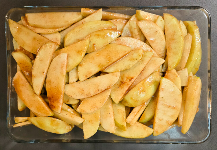 apple pie filling in a casserole dish